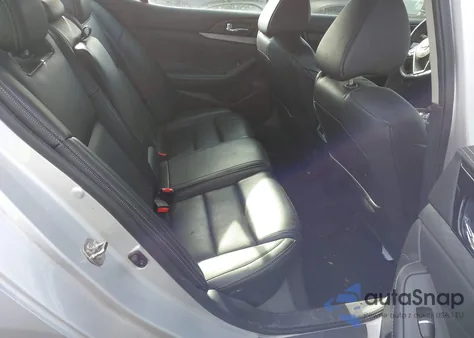 2017 Nissan Maxima 3.5 Sv z USA, uszkodzony, nr VIN 1N4AA6AP4HC435216